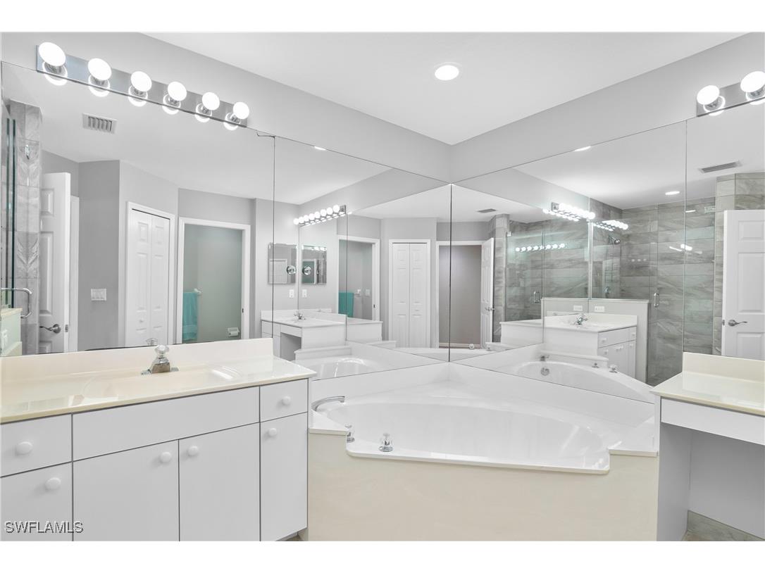 8471 Southbridge Dr #2 Estero FL 33967 225067811 image16