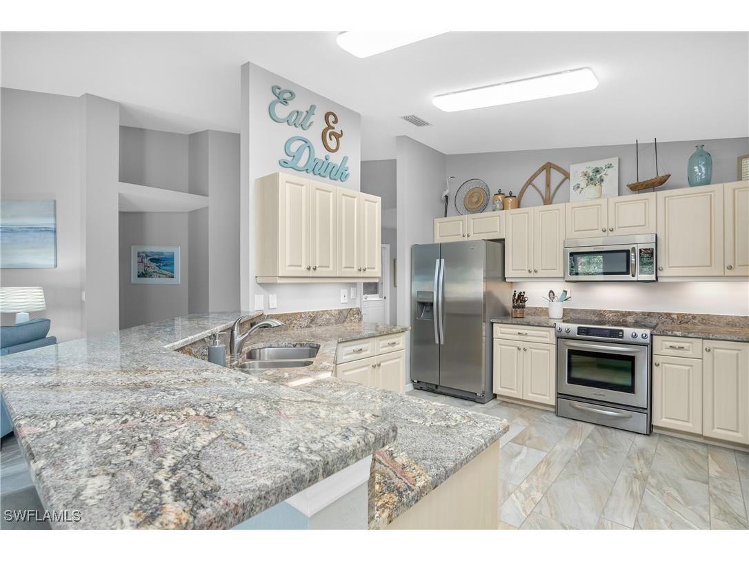 8471 Southbridge Dr #2 Estero FL 33967 226000180 image7
