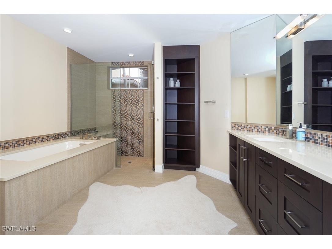 8472 Abbington Circle #2011 Naples FL 34108 225072500 image19