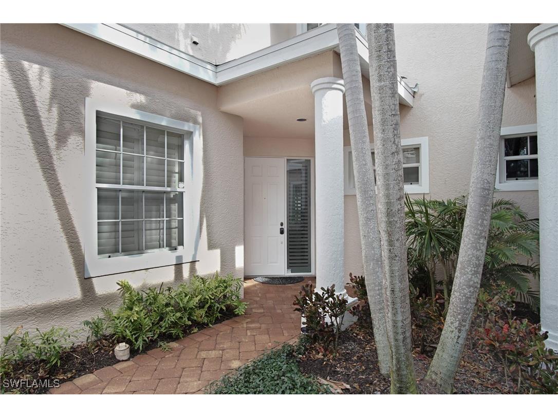 8472 Abbington Circle #2011 Naples FL 34108 225072500 image24