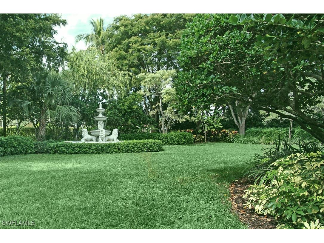 8472 Abbington Circle #2011 Naples FL 34108 225072500 image26