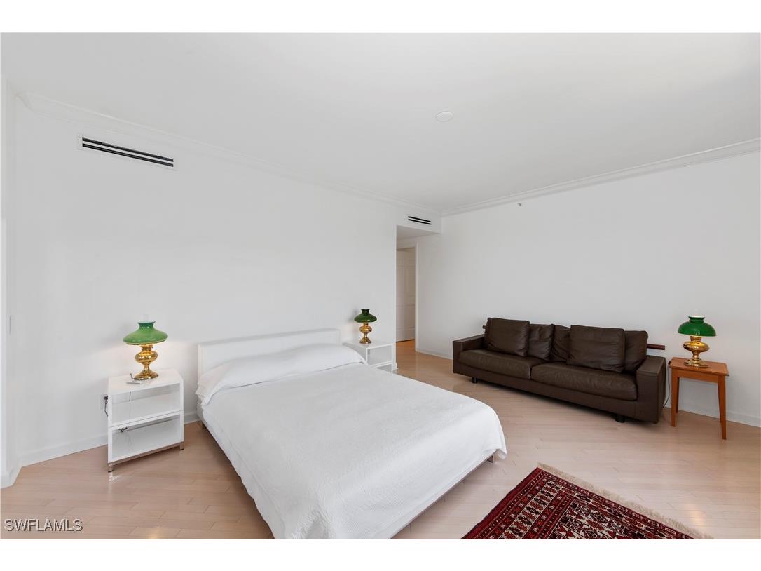 8473 Bay Colony Drive #1401 Naples FL 34108 225058775 image17