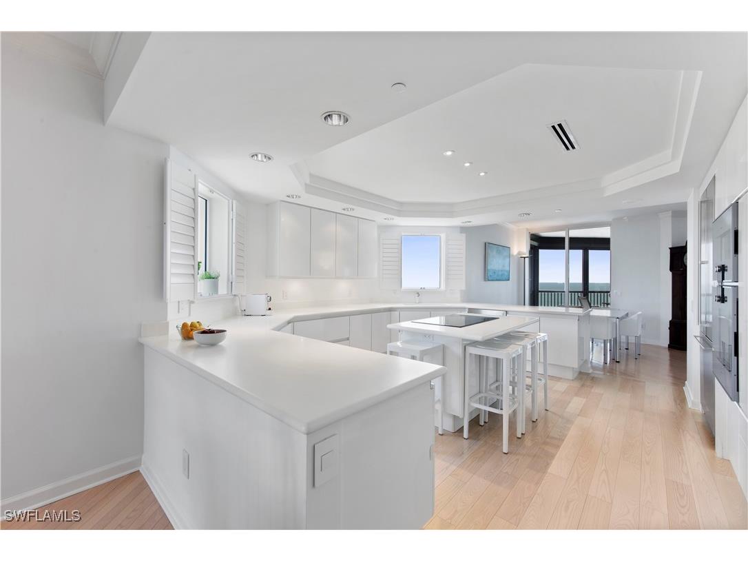 8473 Bay Colony Drive #1401 Naples FL 34108 225076202 image3