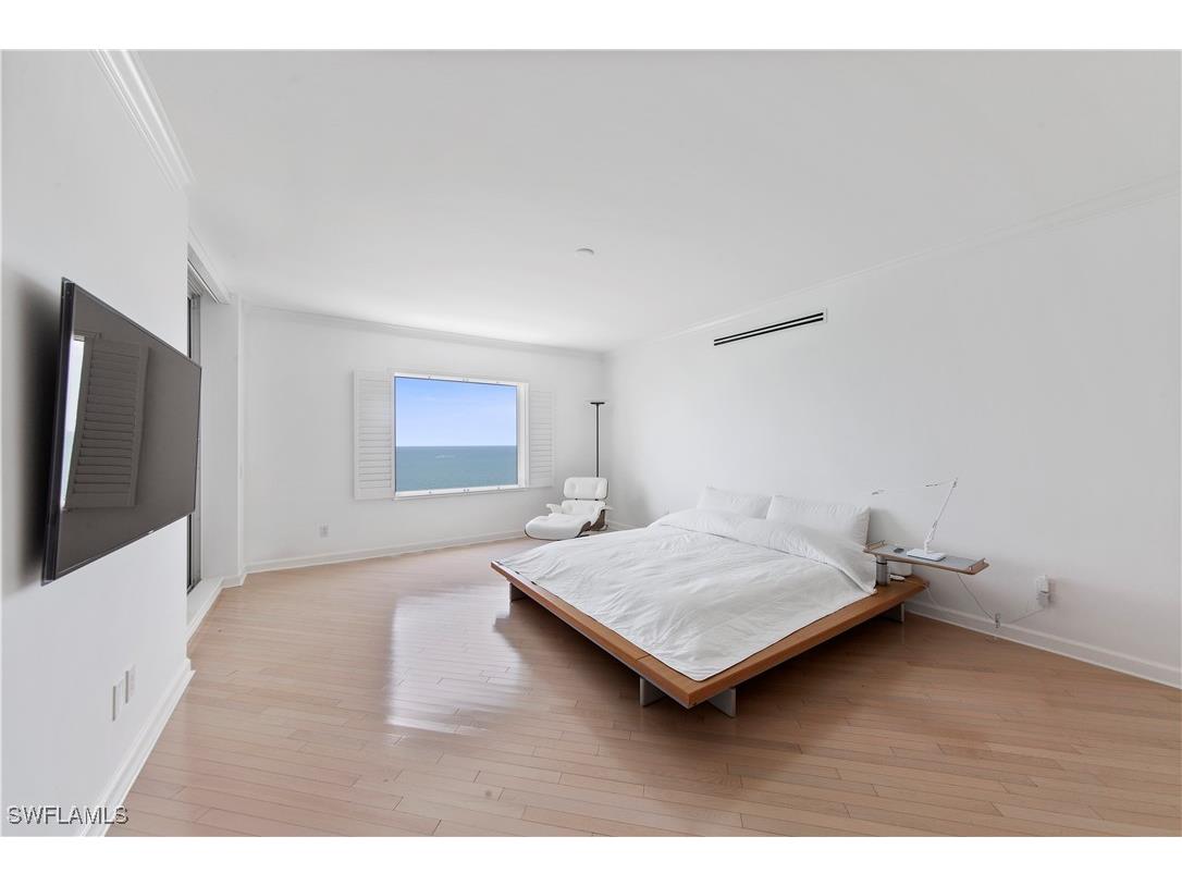 8473 Bay Colony Drive #1401 Naples FL 34108 225076202 image8