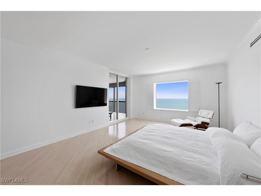 8473 Bay Colony Drive #1401 Naples FL 34108 225076202 image9