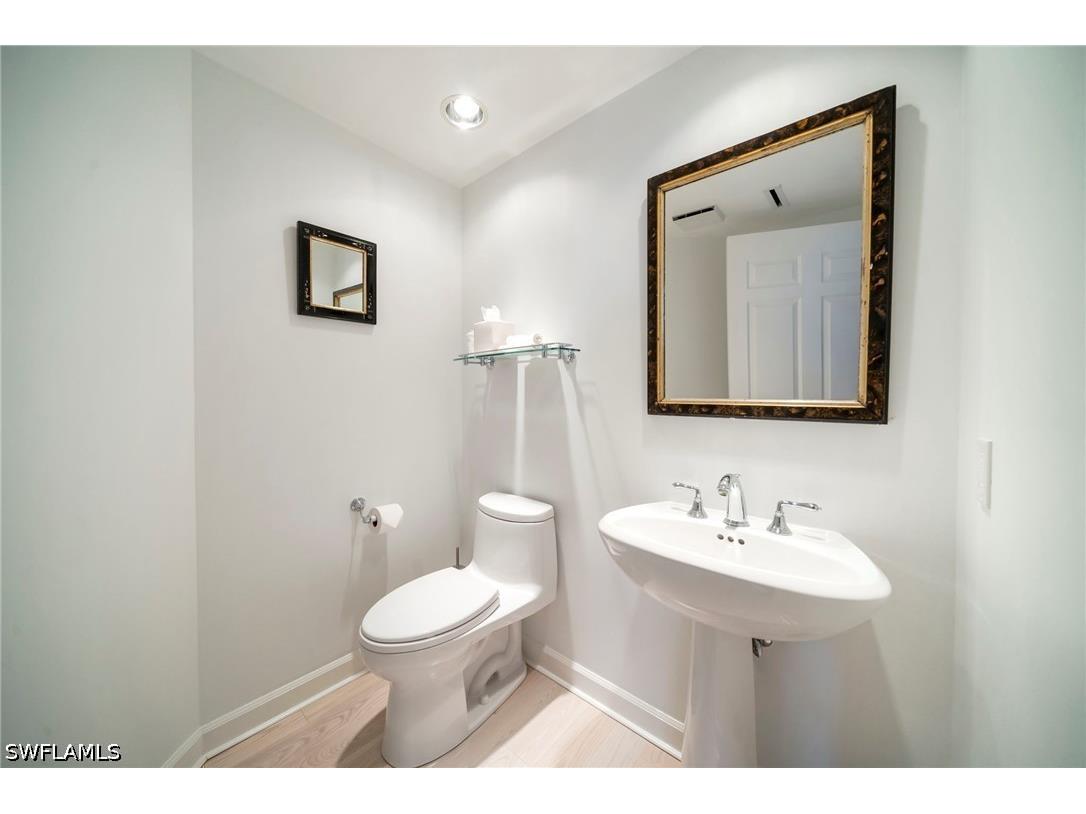 8473 Bay Colony Drive #1401 Naples FL 34108 226009456 image17