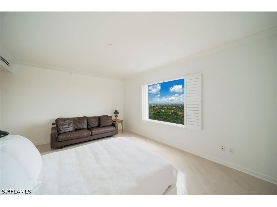 8473 Bay Colony Drive #1401 Naples FL 34108 226009456 image27