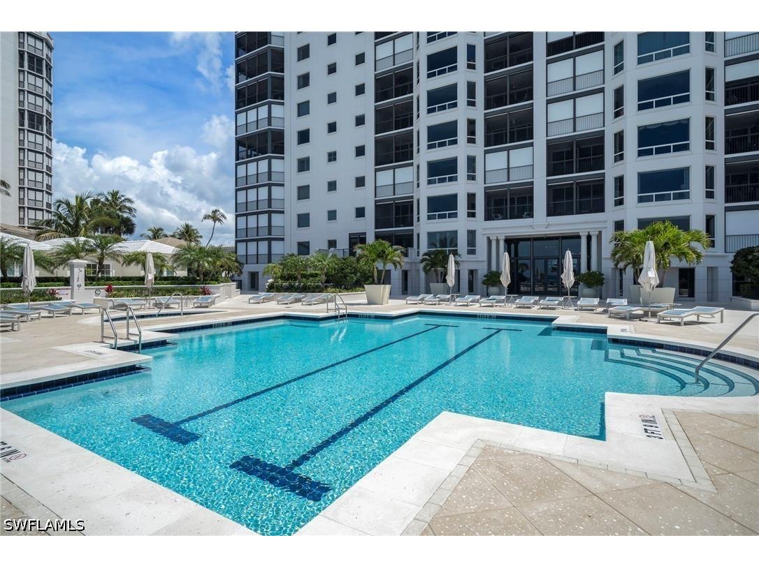 8473 Bay Colony Drive #1401 Naples FL 34108 226009456 image46