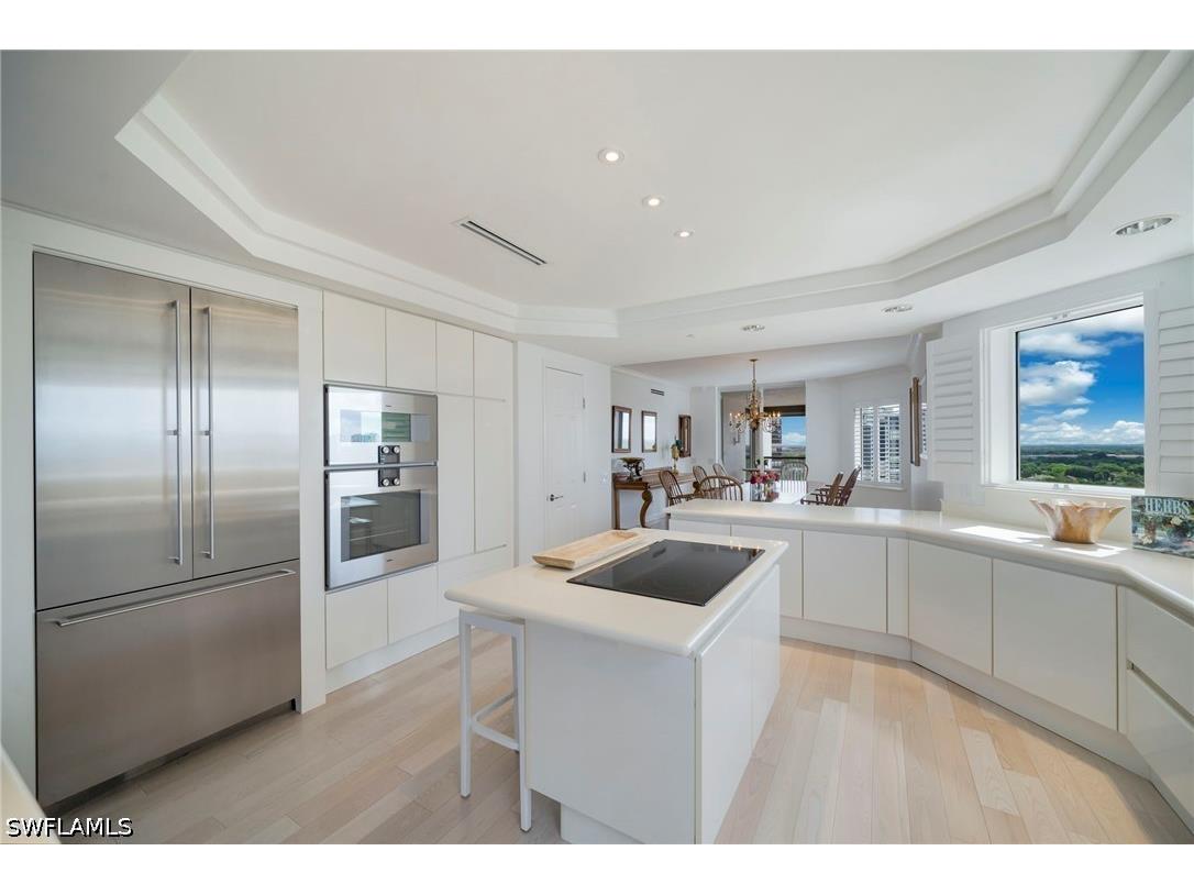 8473 Bay Colony Drive #1401 Naples FL 34108 226009456 image6