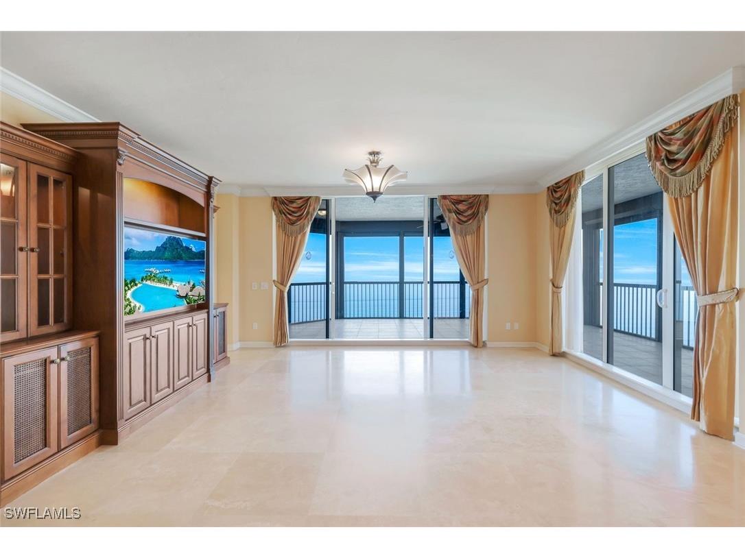 8473 Bay Colony Drive #1904 Naples FL 34108 224066066 image4