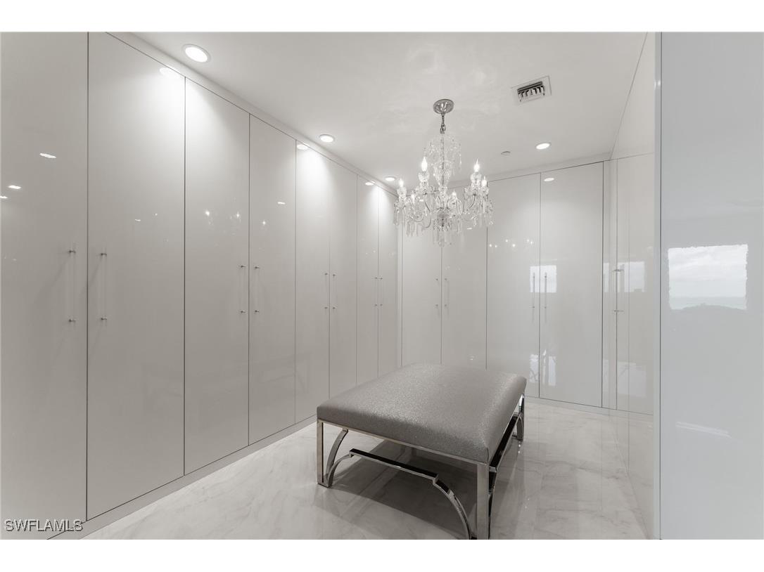 8473 Bay Colony Drive #701 Naples FL 34108 225065451 image11