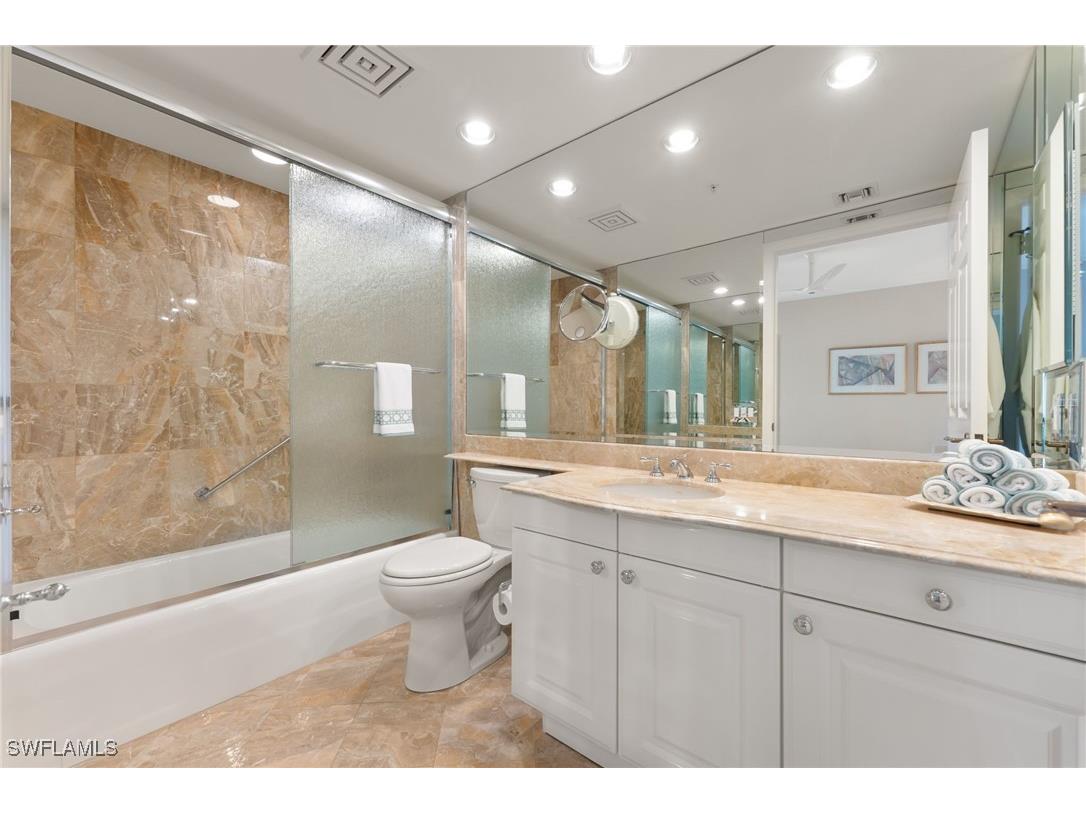 8473 Bay Colony Drive #701 Naples FL 34108 225065451 image15