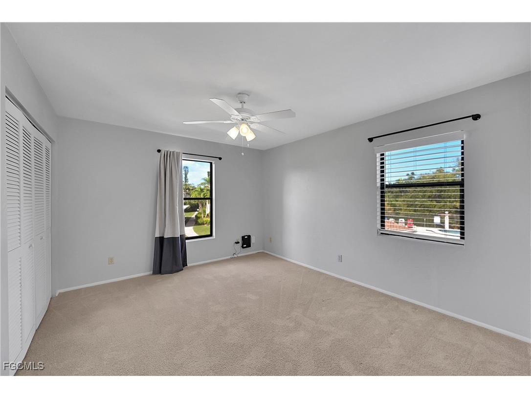 8474 Charter Club Circle #13 Fort Myers FL 33919 2025018844 image17