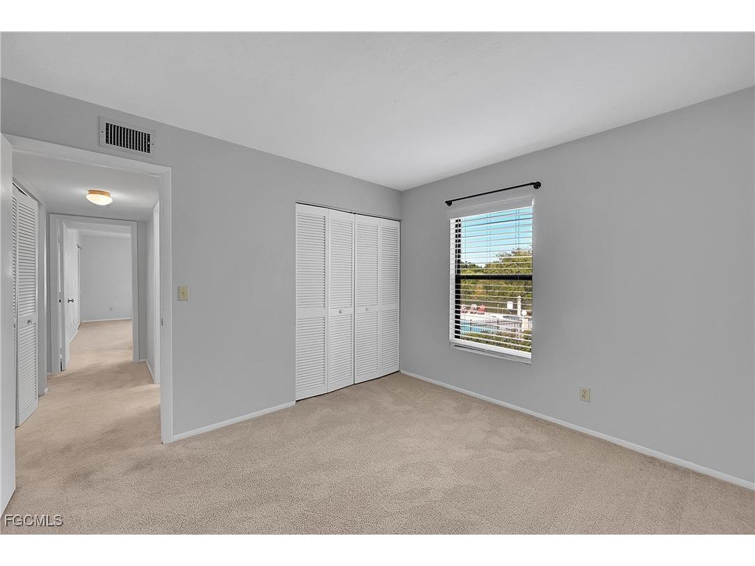 8474 Charter Club Circle #13 Fort Myers FL 33919 2025018844 image23