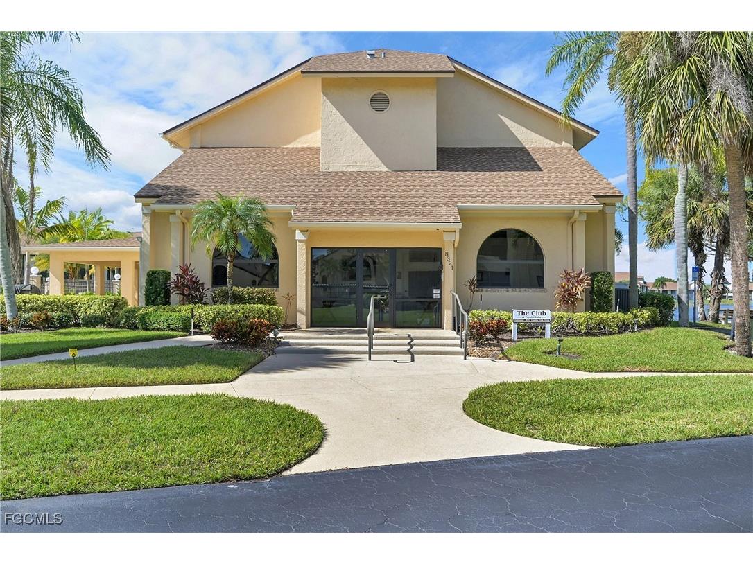 8474 Charter Club Circle #13 Fort Myers FL 33919 2025018844 image30
