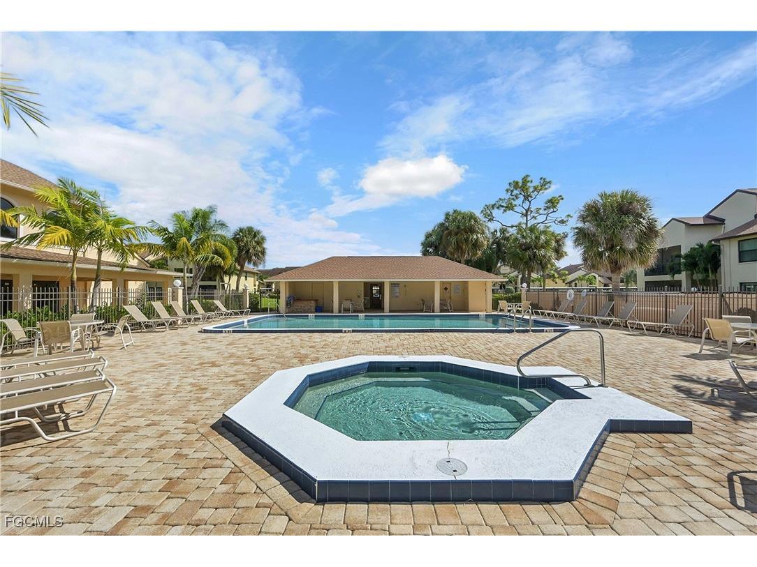 8474 Charter Club Circle #13 Fort Myers FL 33919 2025018844 image31