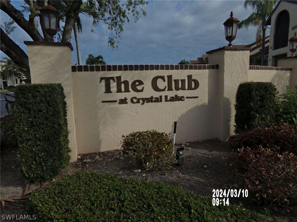 8474 Charter Club Circle #13 Fort Myers FL 33919 224057494 image1