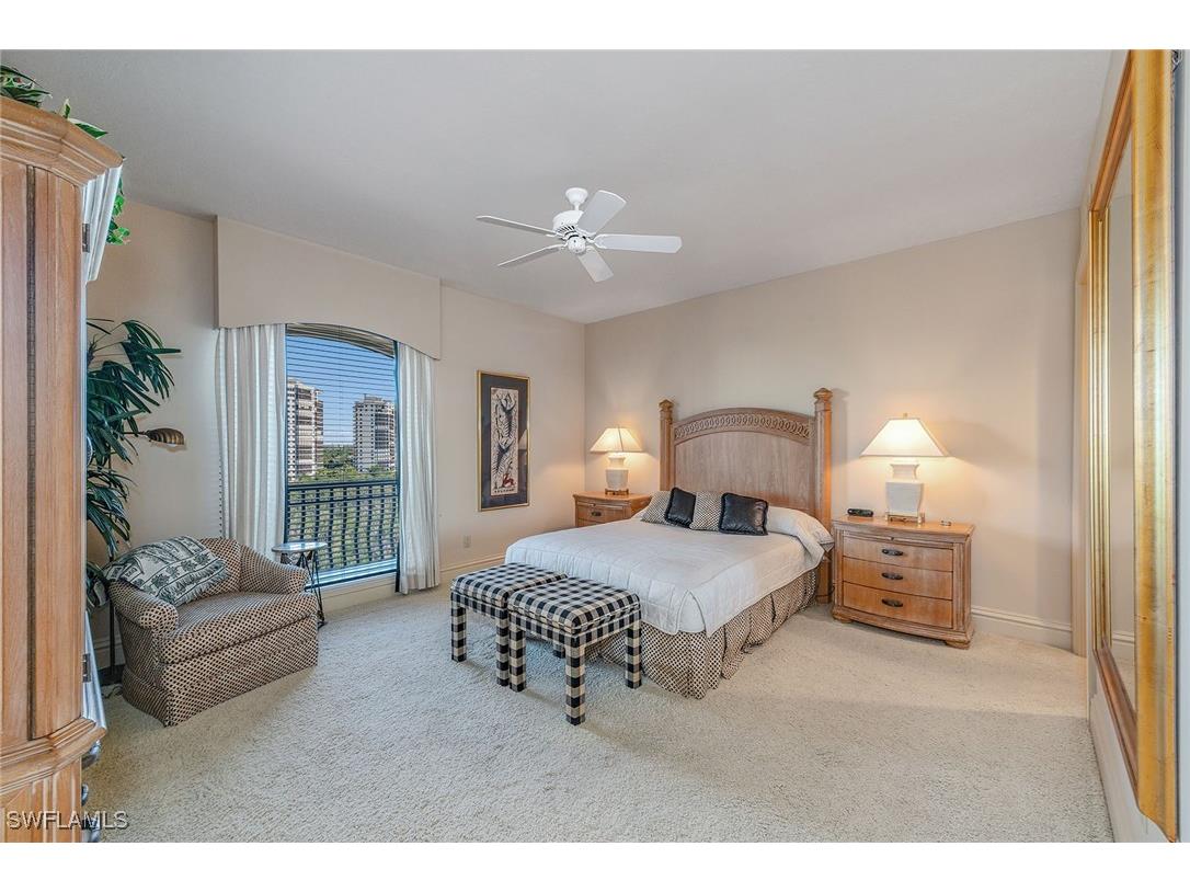 8477 Bay Colony Drive #902 Naples FL 34108 226002482 image17