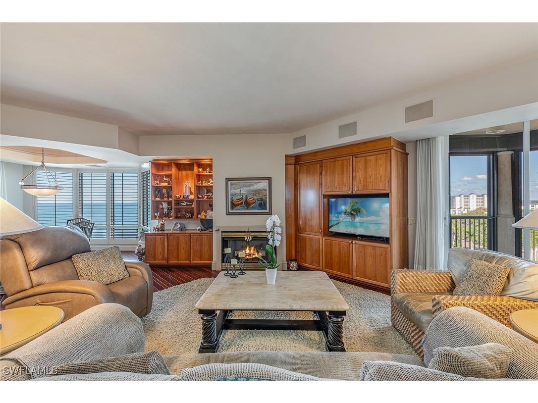8477 Bay Colony Drive #902 Naples FL 34108 226002482 image5