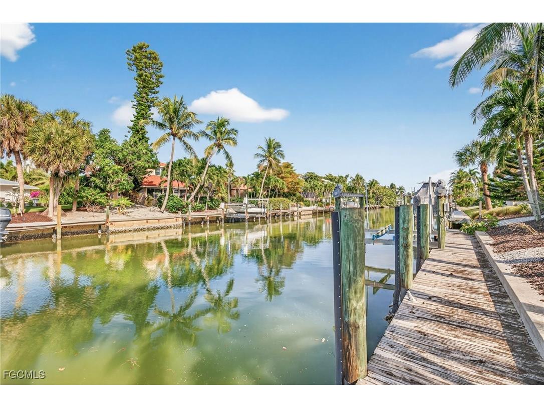 848 Angel Wing Drive Sanibel FL 33957 2025009433 image48