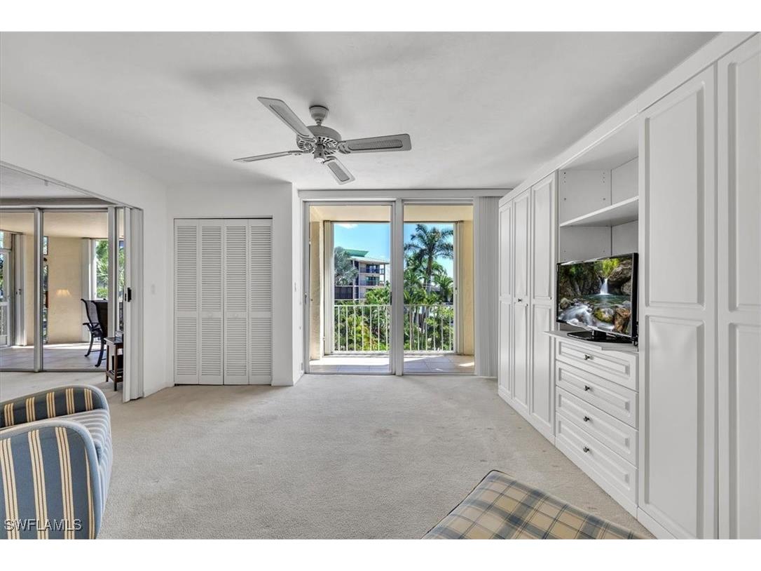 848 Collier Court #304 Marco Island FL 34145 225074426 image12