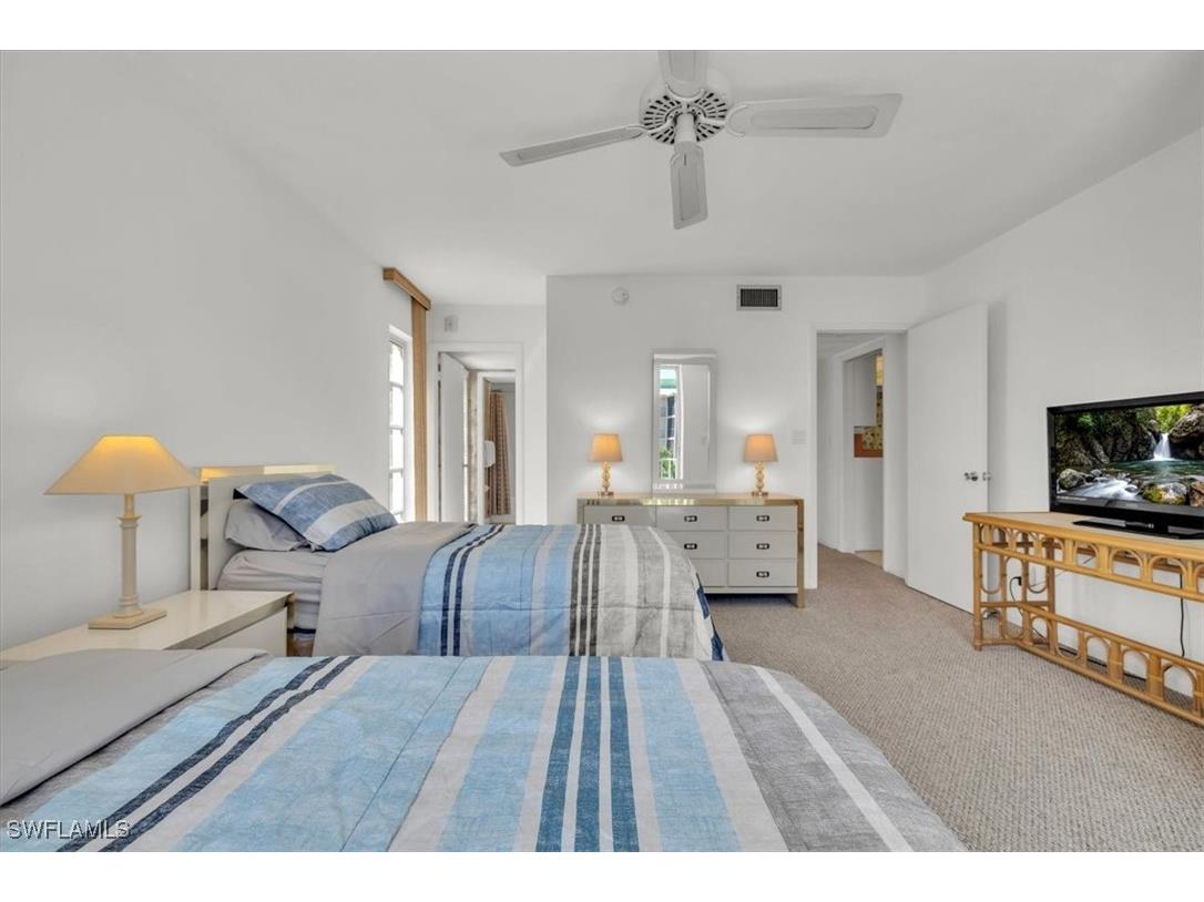 848 Collier Court #304 Marco Island FL 34145 225074426 image27