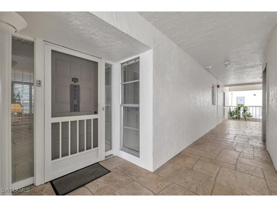 848 Collier Court #304 Marco Island FL 34145 225074426 image44