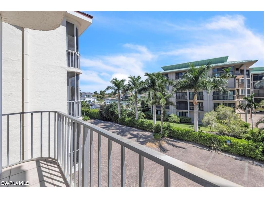 848 Collier Court #304 Marco Island FL 34145 226019736 image21