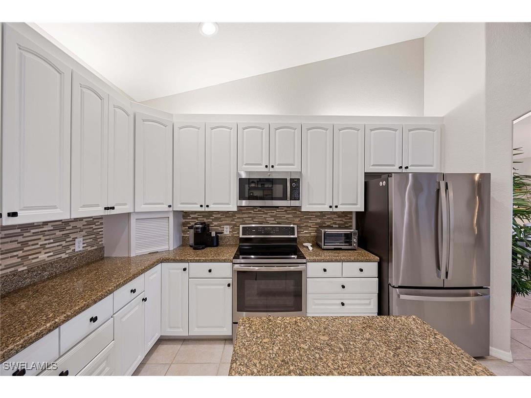 8482 Bent Creek Way Naples FL 34114 225073493 image16