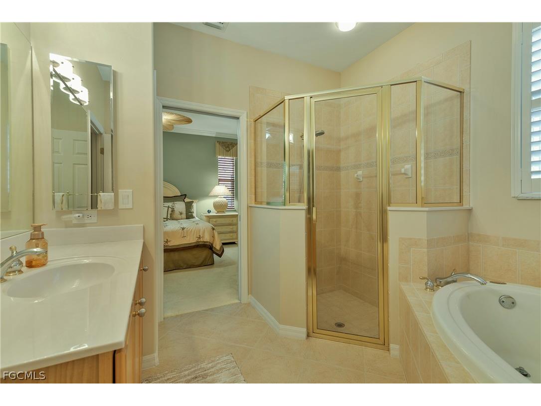 8486 Langshire Way Fort Myers FL 33912 2026007194 image10