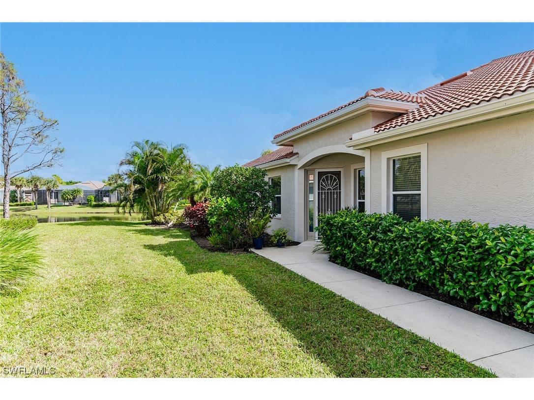 8487 Bent Creek Way Naples FL 34114 223083356 image1