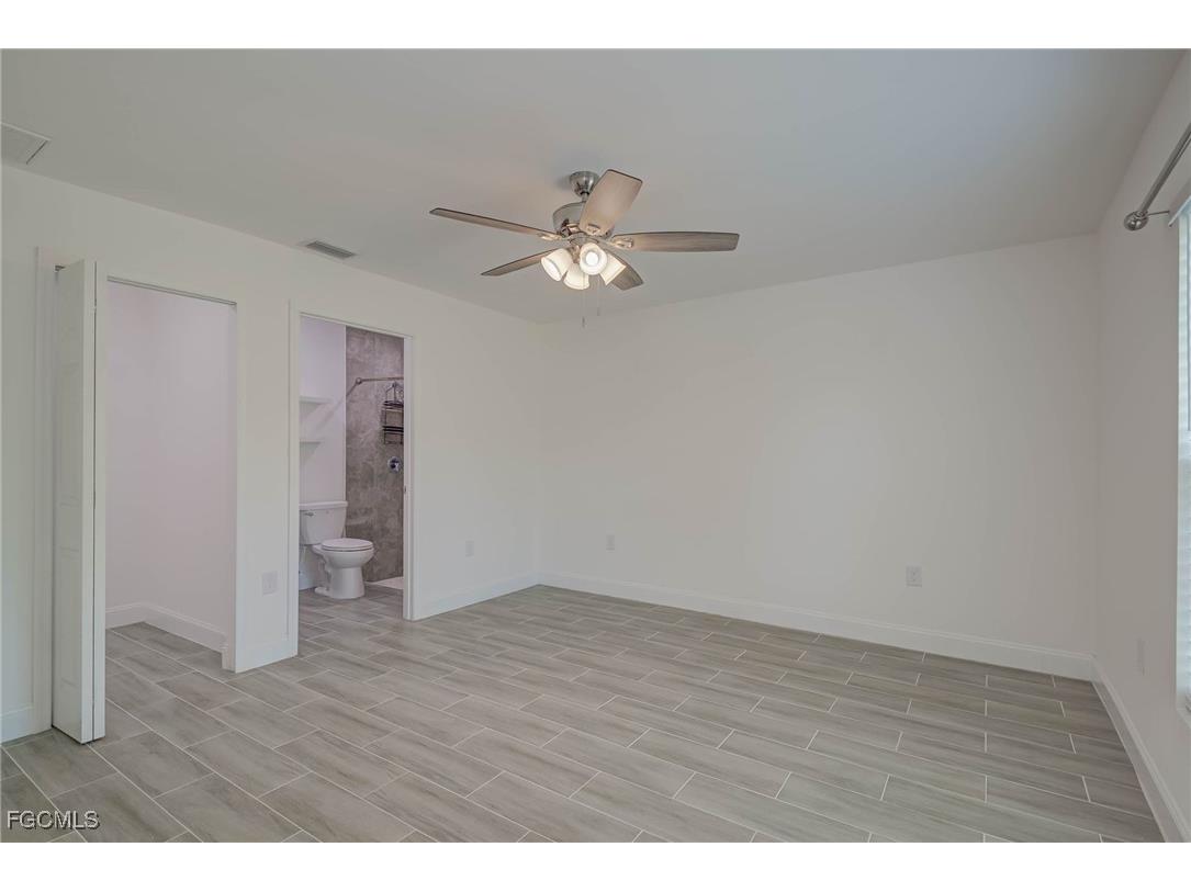 849/851 Bedford Drive Lehigh Acres FL 33974 2025006477 image10
