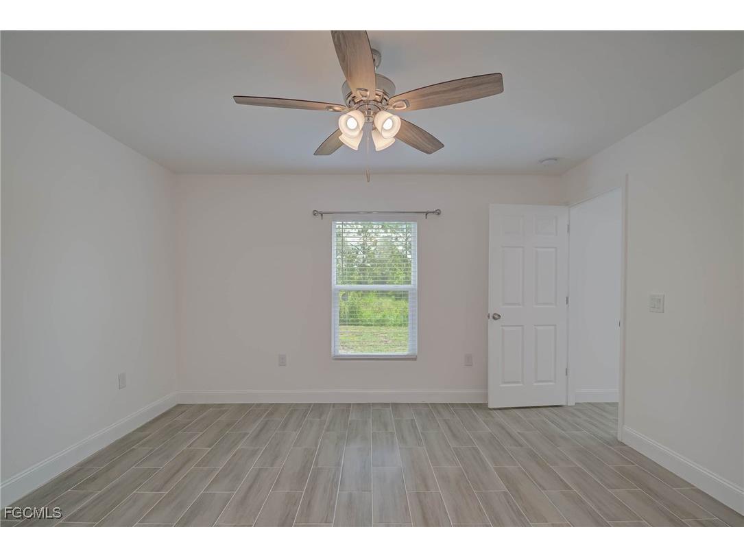 849/851 Bedford Drive Lehigh Acres FL 33974 2025006477 image11