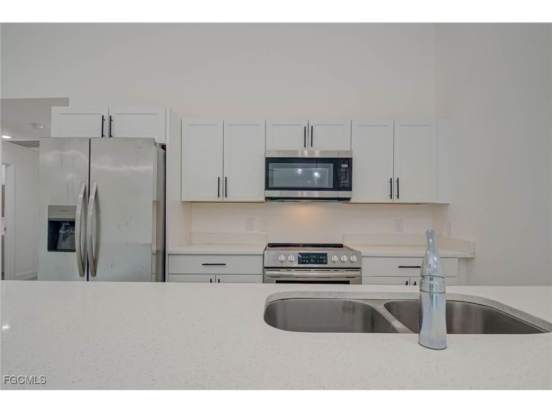 849/851 Bedford Drive Lehigh Acres FL 33974 2025006477 image22