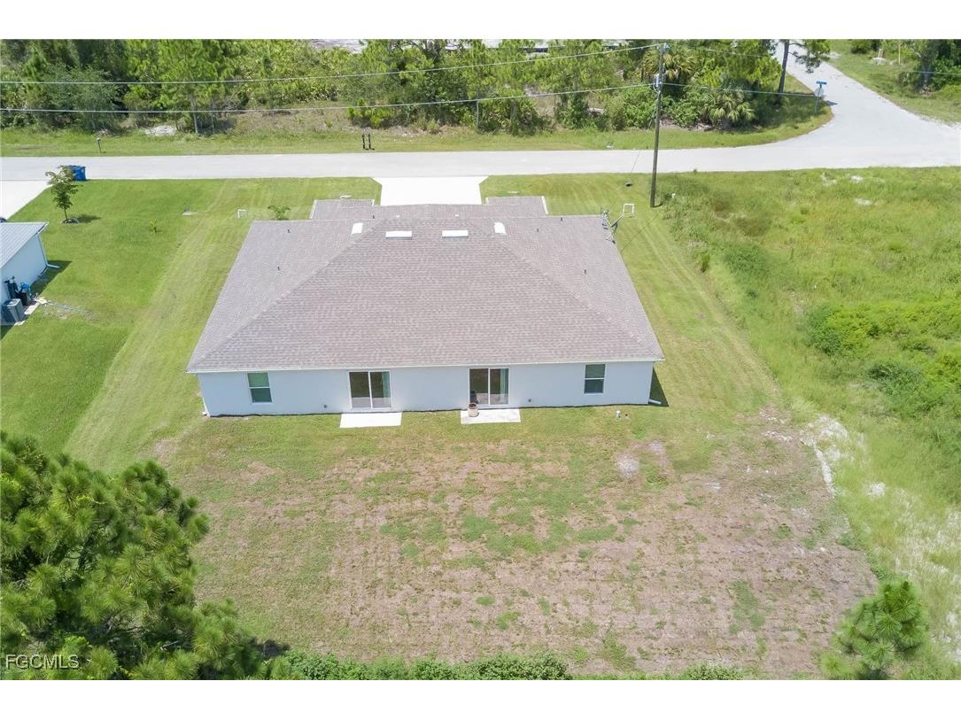 849/851 Bedford Drive Lehigh Acres FL 33974 2025006477 image30