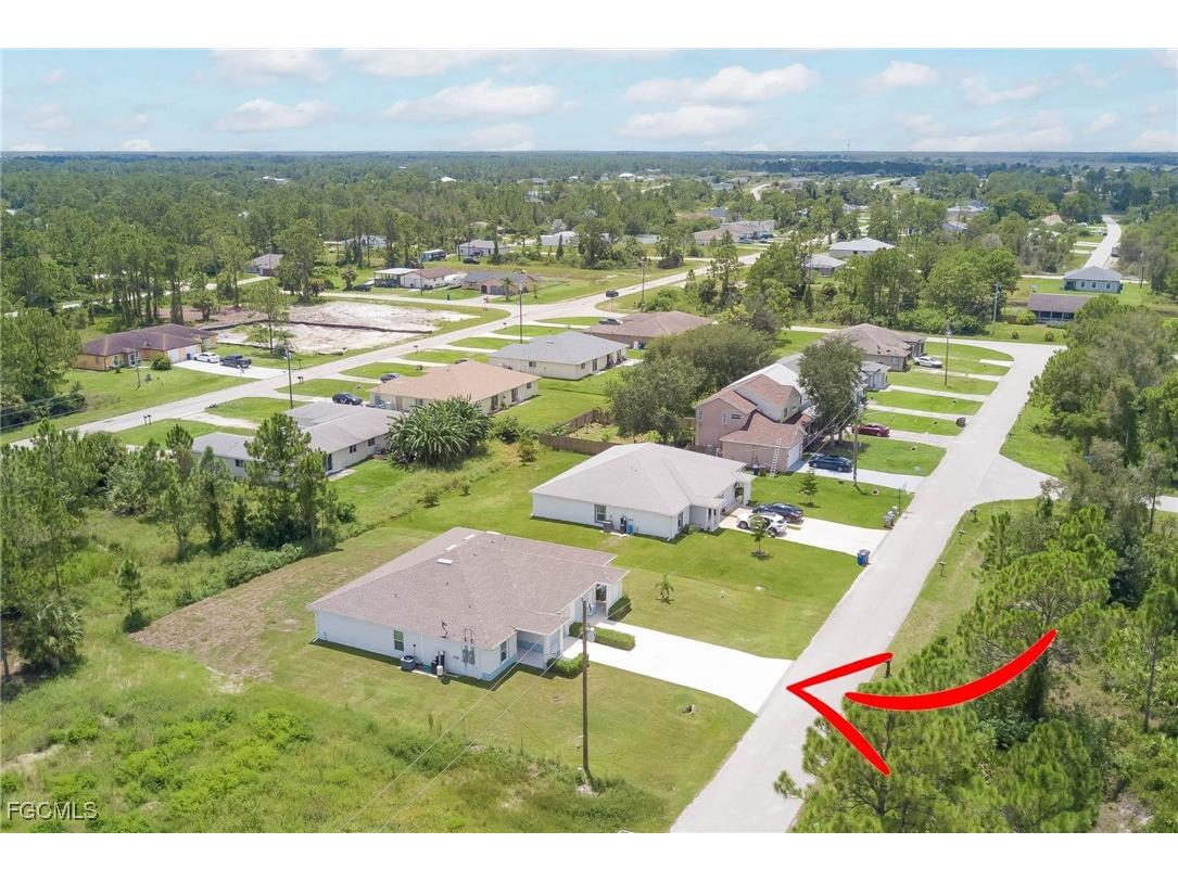 849/851 Bedford Drive Lehigh Acres FL 33974 2025006477 image32