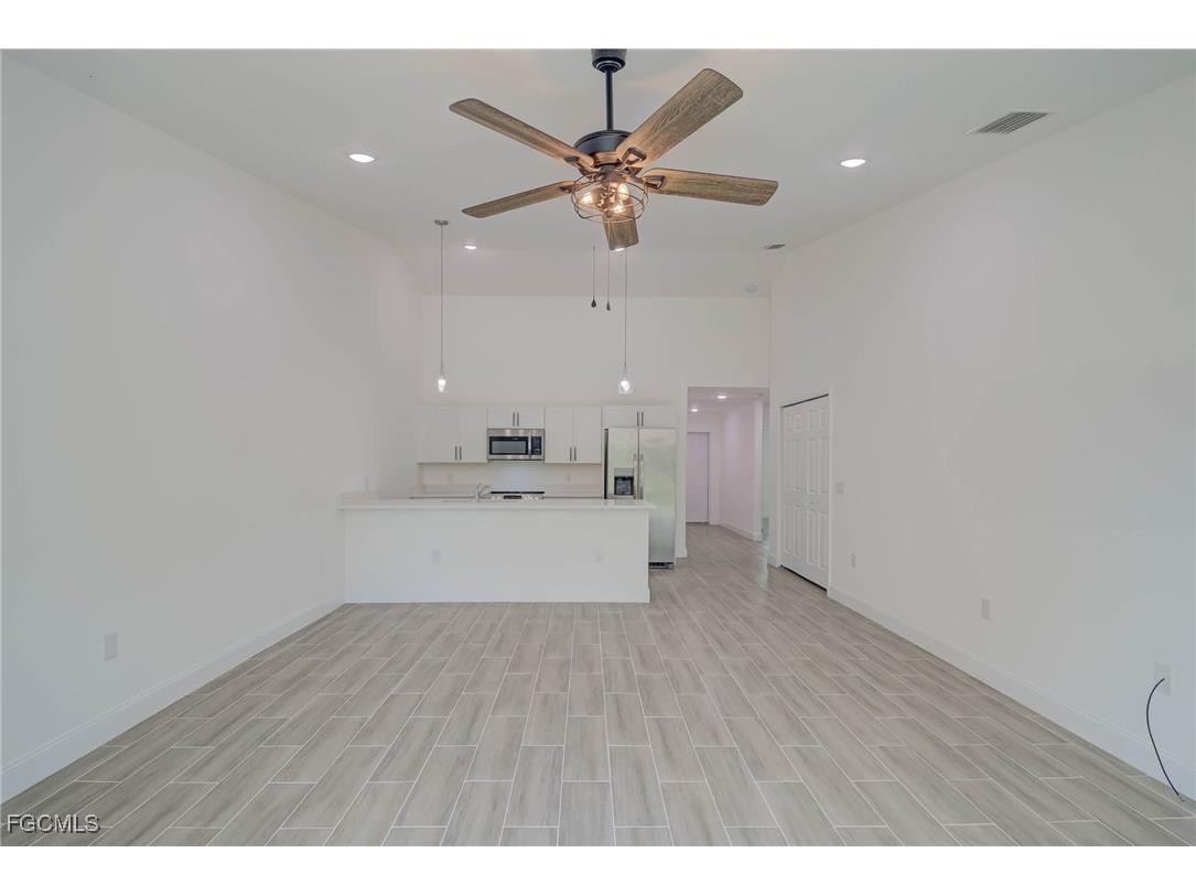 849/851 Bedford Drive Lehigh Acres FL 33974 2025006477 image6