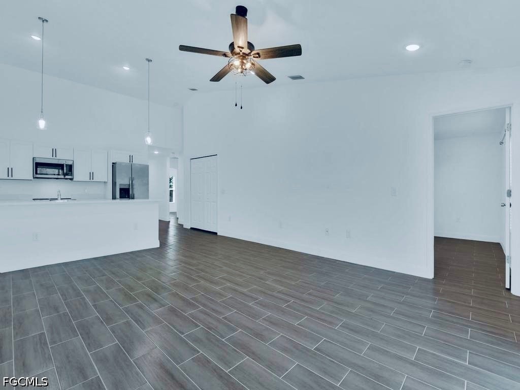 849/851 Bedford Drive Lehigh Acres FL 33974 2026018719 image13