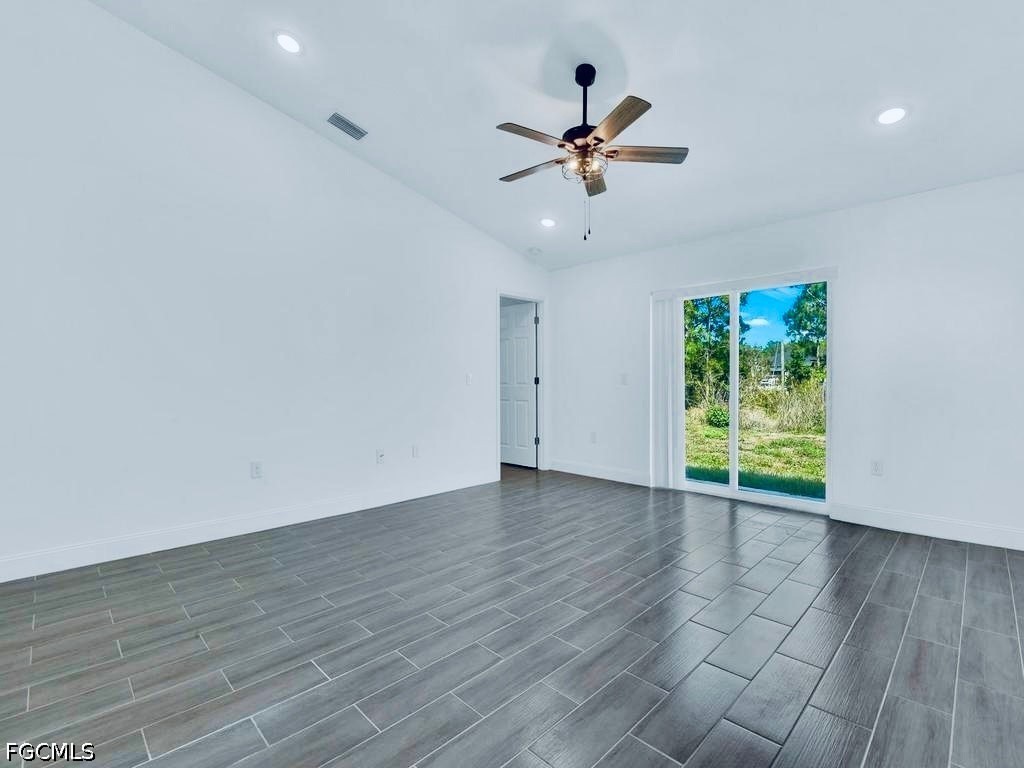 849/851 Bedford Drive Lehigh Acres FL 33974 2026018719 image8