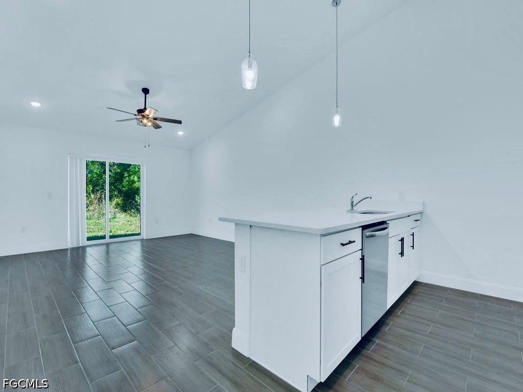 849 Bedford Drive Lehigh Acres FL 33974 2026023096 image5