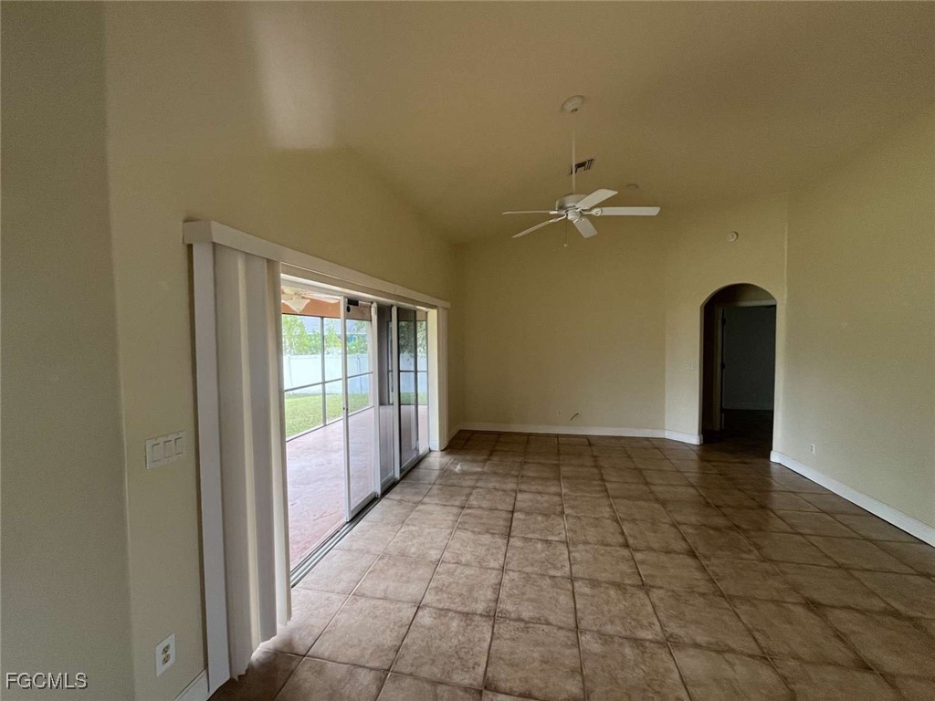 849 Ferndale Avenue S Lehigh Acres FL 33974 2025024912 image3