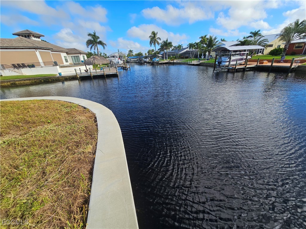 849 Montclaire Court Cape Coral FL 33904 2025014183 image1