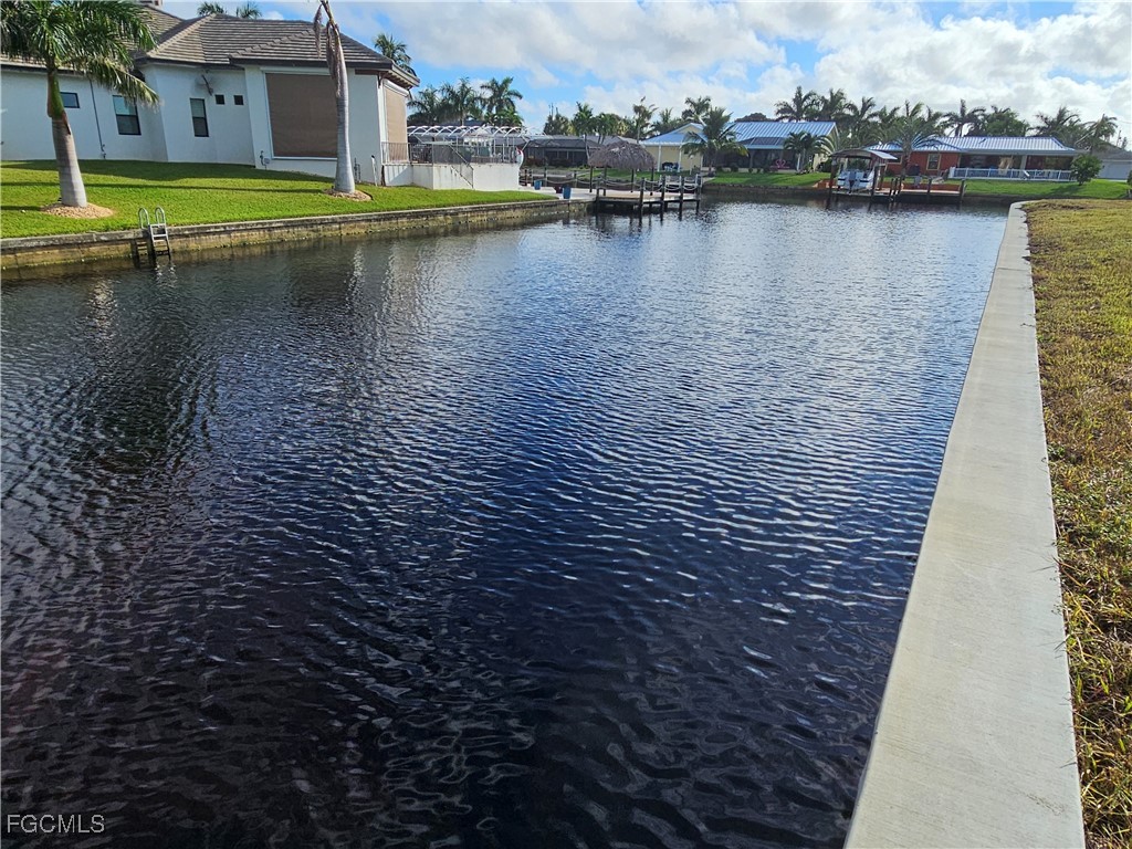 849 Montclaire Court Cape Coral FL 33904 2025014183 image4
