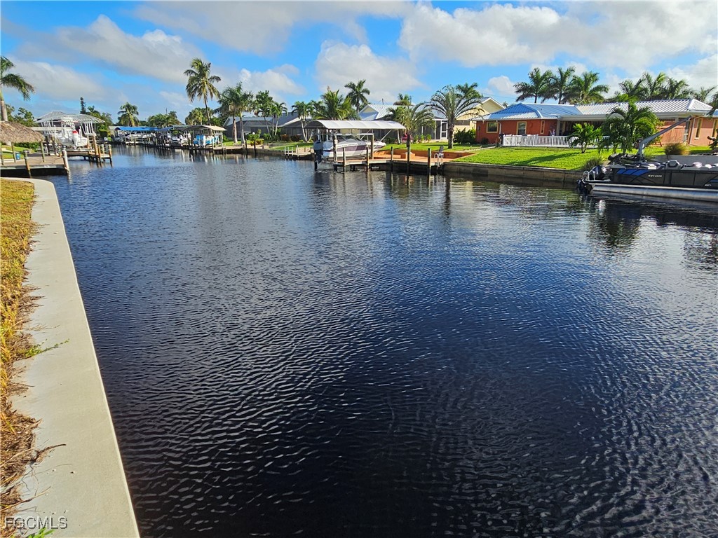 849 Montclaire Court Cape Coral FL 33904 2025014183 image7