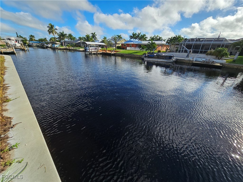 849 Montclaire Court Cape Coral FL 33904 2025014183 image9