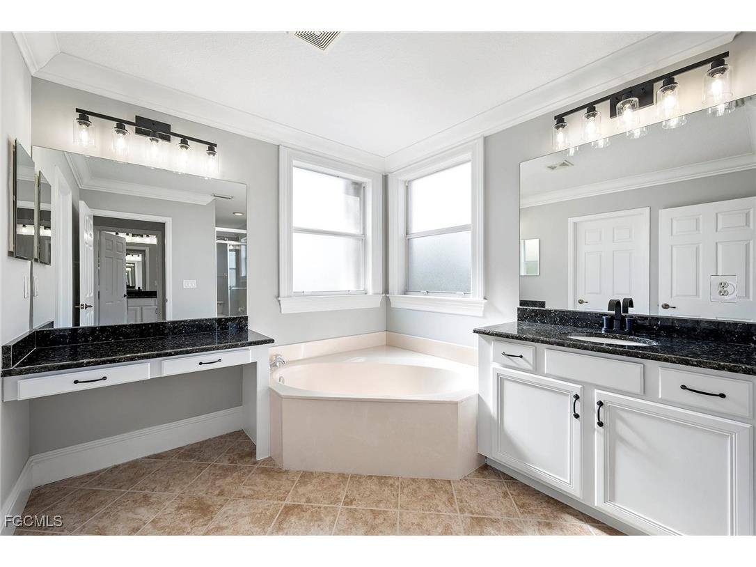 8490 Sumner Avenue Fort Myers FL 33908 2026000183 image29