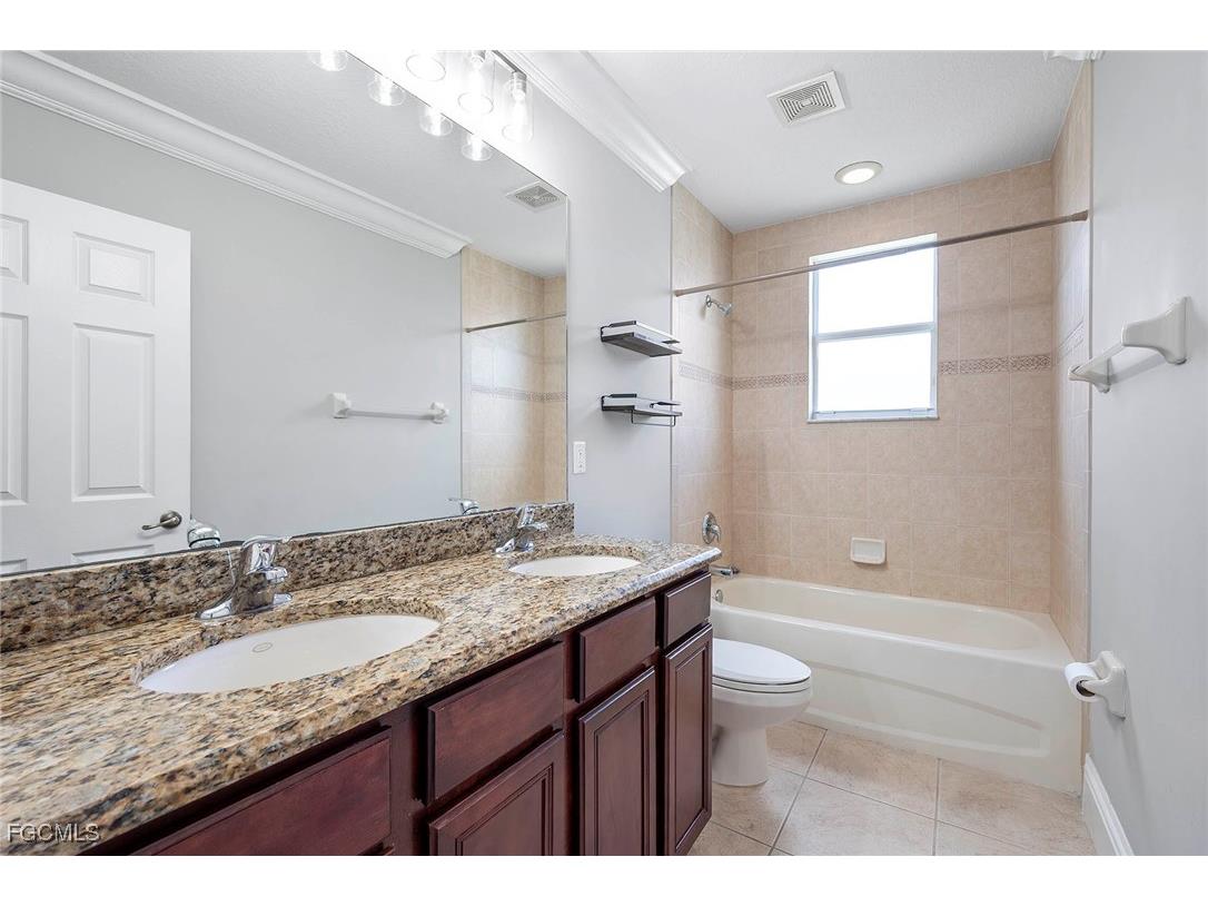 8490 Sumner Avenue Fort Myers FL 33908 2026000183 image34