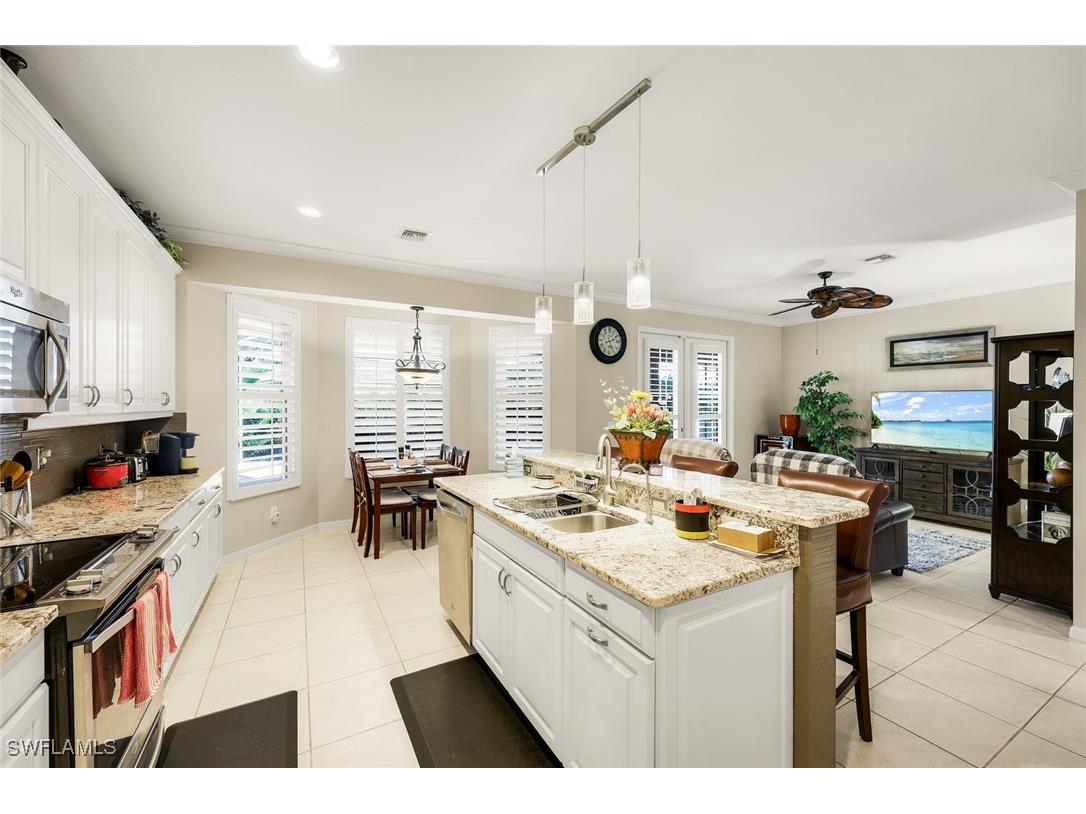 8493 Laurel Lakes Boulevard Naples FL 34119 226000580 image10