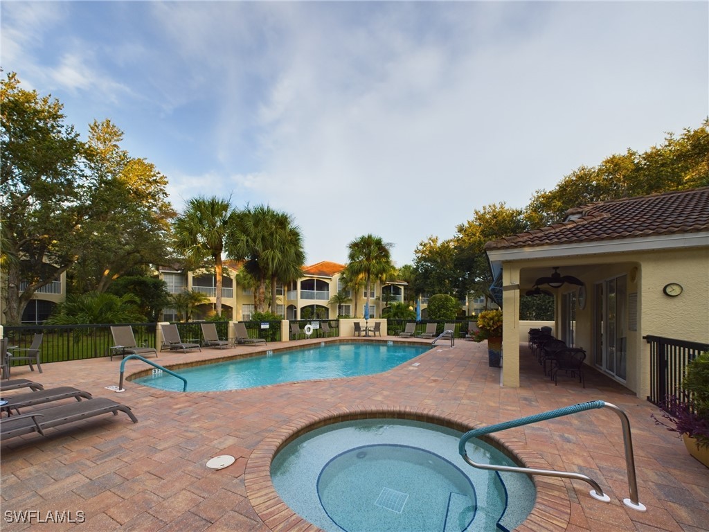 85 Silver Oaks Circle #6-102 Naples FL 34119 225068293 image5