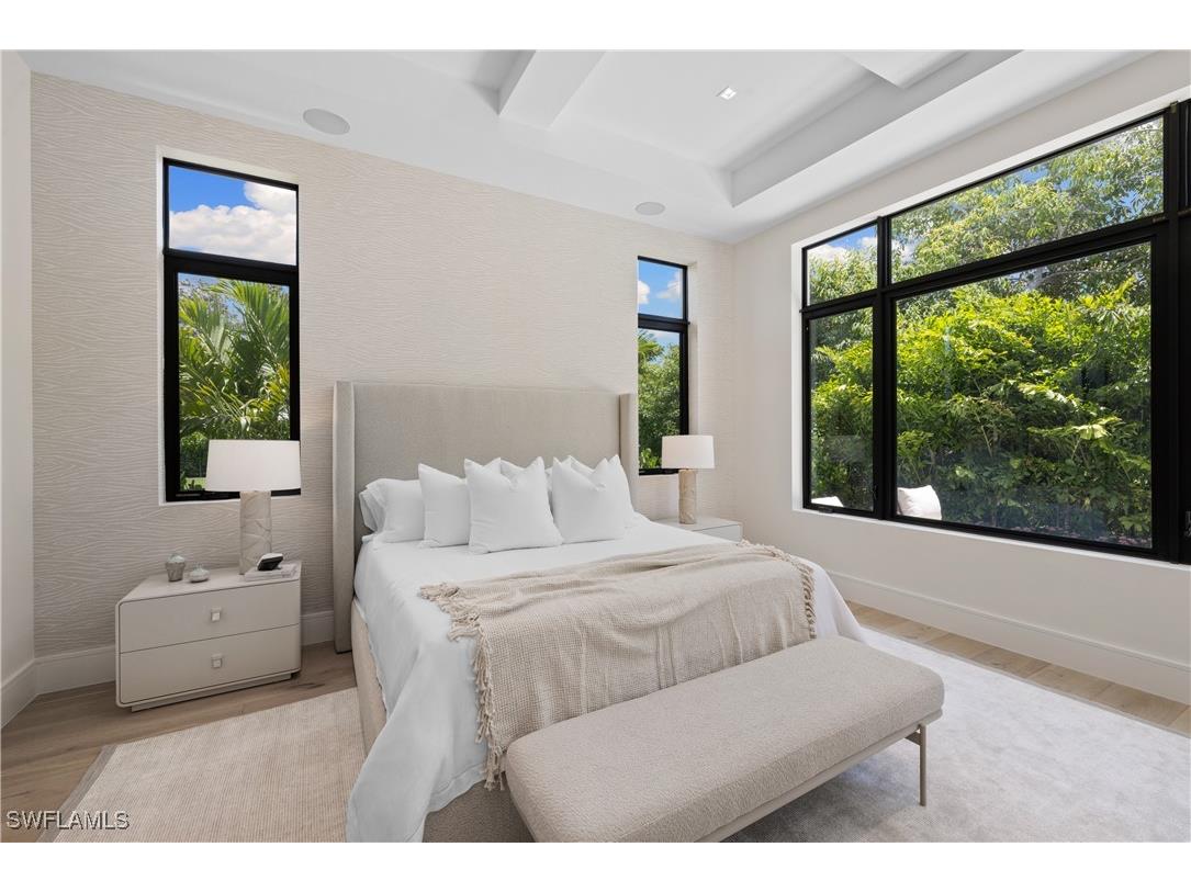 850 10th Street N Naples FL 34102 225056335 image18